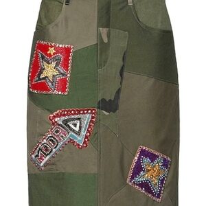 Dolce & Gabbana Camo Skirt with Embellishments Size 36 / US 2 NWT AUTHENTIC